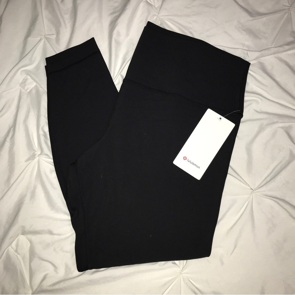 Lululemon Black Leggings align HR pant 28 inches size 20